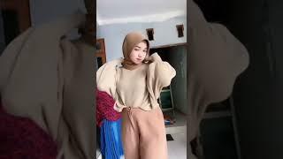 Sexy Tiktok Squishy Hijab Girl Khilaf Mode #shorts #tiktok #dance
