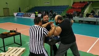 Kakha Aptsiauri vs. Malkhaz Gabeskiria. Georgian Armwrestling 2019,  Masters +100 kg. Final Left.