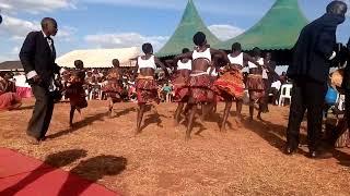 Dingi Dingi  African traditional dance