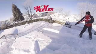 How to use the SnowPeeler snow rake from the Rooftop - 360° View