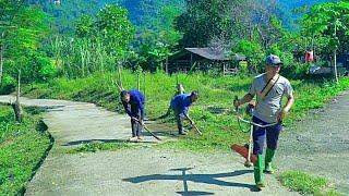 Journey of joining hands to help villagers clean up weeds on the village roads.Pick papaya to sell