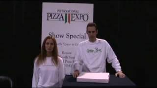 GreenBox: Pizza Expo - Pizza Box Turns into Plates & Storage Unit