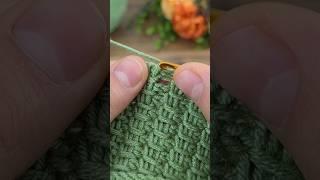 very cool!! 3-loop tunisian crochet baby blanket pattern explanation #crochet  #knitting #diy