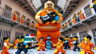 Lego Inmate Mayhem: Fat Prisoner Captures Police, Chaos Unfolds Fast