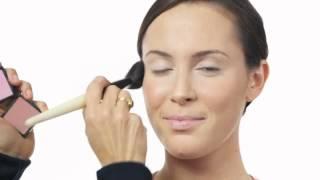 Bobbi Brown How-To: Blusher BobbiBrownUK