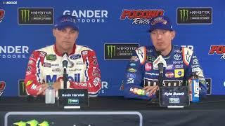 Harvick pokes fun at Kyle Busch: 'Do you listen to his radio?'