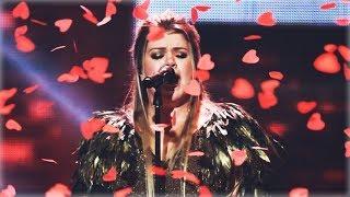 Kelly Clarkson | FIRST Award Show Performances of Each Era!