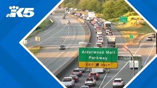 BREAKING: Fatal crash blocking multiple lanes of I-5 S