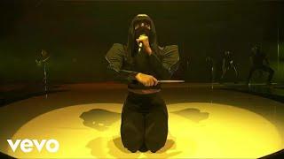 Lady Gaga - Aura (Live at iTunes Festival 2013) HD