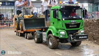 RC EXTREME! CUSTOM BUILT EXCAVATOR, TRACTORS AND DUMP TRUCKS IN GIANTS 1:8 SCALE! HOBBY FAIR LEIPZIG