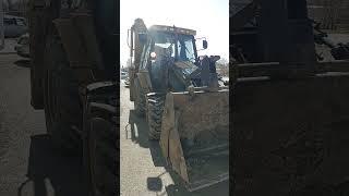 Работа Экскаватор погрузчик