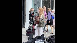 Buskers 5 in Dublin in Grafton Street