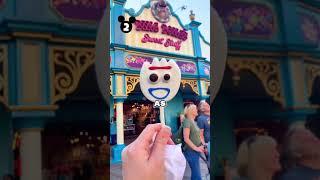 3 Craziest Desserts in Disneyland 