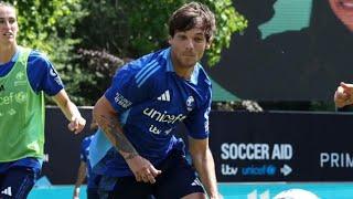 How Soccer Singer Songwriter Superhero Louis Helped Prevent Me From A Panic Attack