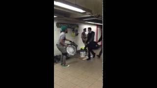 TOO MANY ZOOZ