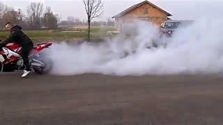 Yamaha R1 Guziol smoke reifen burnout