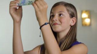 Euro banknotes and coins kids’ video - play the Euro Run game!