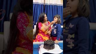 Abha ne diya birthday  surprise mumma ko or gift️ #shorts #viral #happybirthday