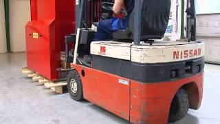 Installing the pallet dispenser/ pallet magazine PALOMAT