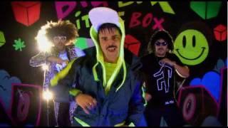 Big Box Little Box by Damo & Ivor (Official Video)