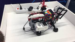 Лего робот собирает кубик рубик (Lego Mindstorms EV3 MindCub3r)