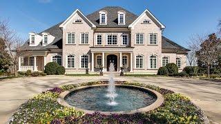 Kelly Clarkson's Incredible Tennessee Mansion Is For Sale | Southern Living