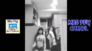 Pamer Toket Duo Srigala goyang parah