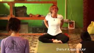 Hatha Yoga 1 -Easy Ground Work - Full 22 Minute Class.Darya Kashyrskaja