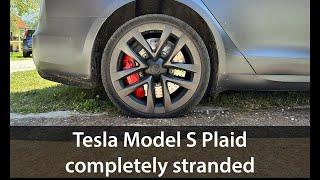 BIG PROBLEM - Tesla Model S Plaid stranded with a flat tire!