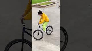 MTB TRICKS TONYSTEPBIKE #mtb #style #bike #bmx #mtbstreet #bmxlife #cars