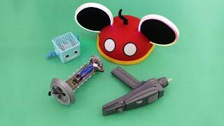 3D Hangouts – Mini Cranks and Neon Ears
