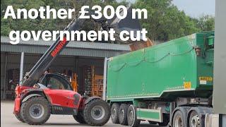Farm update 368 Government cuts, spring barley update, rogueing wild oats, loading wheat & drainage