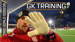 Swedish Goalkeeper Training - Saves & Side Volleys in the Snow!! | Keeping Goals S5Ep9