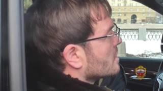 Алексей Красильников и покупатель федеральной должности попали в кадр