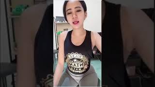 GOYANG HOT CEWEK SUPER CANTIK LEGING KETAT [Goyang Bigo hot dan sexy] || tiktok id || TIKKOTOK BAU