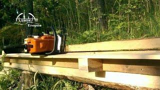 Пилорама из бензопилы двух досок и саморезов   Homemade Chainsaw Milling