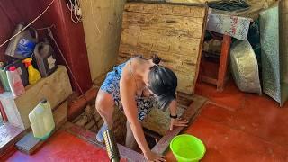 My wife makes stewed potatoes for dinner  The life of a young girl in the village