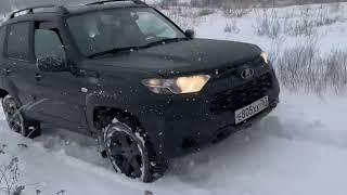 LADA NIVA Travel  снегопад и горка