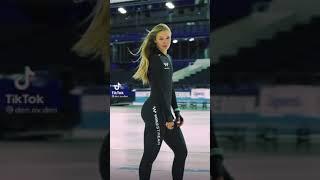 La patinadora mas hermosa del mundo