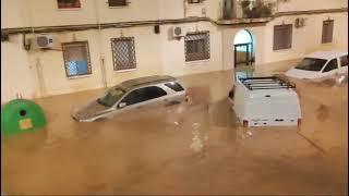 El agua llega al barrio de La Torre en Valencia