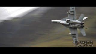 F18 Navy  Super Hornets  in the Mach Loop