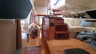 570 Carver Voyager 02