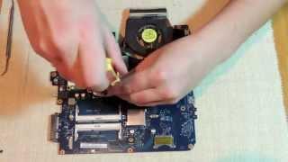 Как разобрать ноутбук Samsung NP-R580-JT02RU  (disassemble Samsung NP-R580-JT02RU)