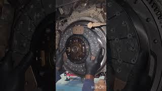 how to install clutch plate#Isuzu truck #automobile heavy diesel works short videos