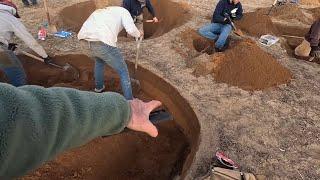 Digging Native American Indian Arrowheads And Artifacts : Digstock