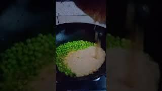 matar paneer ki sabji kaise banaen Ghar per like Karen share Karen subscribe Karen