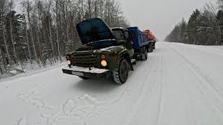 Огнеопасный рейс! ЗИЛ-130 с прицепом бочкой!