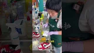 皮鞋小白鞋刷完之後容易幹硬開裂？別急！英子教你這個刷鞋小技巧！#洗鞋 #刷鞋 #居家妙招 #實用技巧