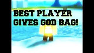 BEST PLAYER GIVES ME GOD BAG | ROBLOX BOOGA BOOGA