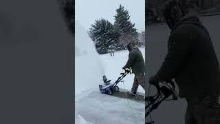 Snow Joe doing its thing. First time using  the snow SJ625E. #snow blower